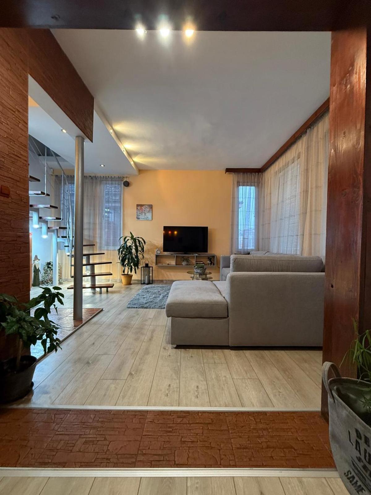 The Maisonette In Sofia'S Heart Exterior photo